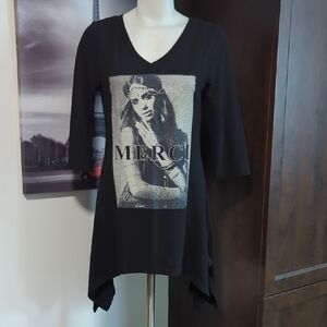 Chic Black Graphic Tunic Top